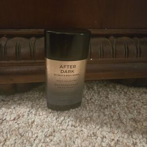 Bath & Body Works After Dark Antiperspirant in Black and Gold